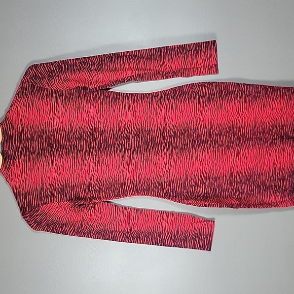 Pretty Little Thing red animal print long sleeve bodycon mini dress - Picture 8 of 9